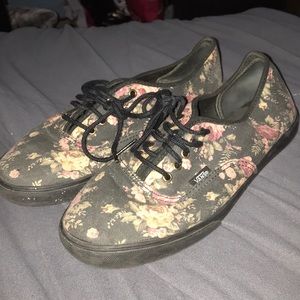 Vans with flower print, vintage. Size 8.5